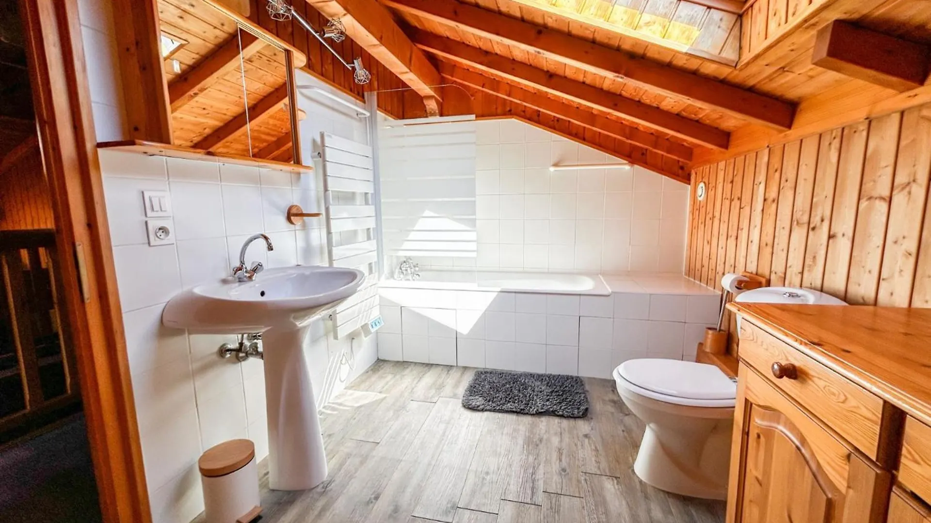 Chalet 16 Pers, 4Km Des Pistes, Wifi, Parking - Fr-1-498-39 贝尔内 法国
